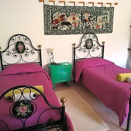 Bed And Coffee Sas Damas Bed & Breakfast